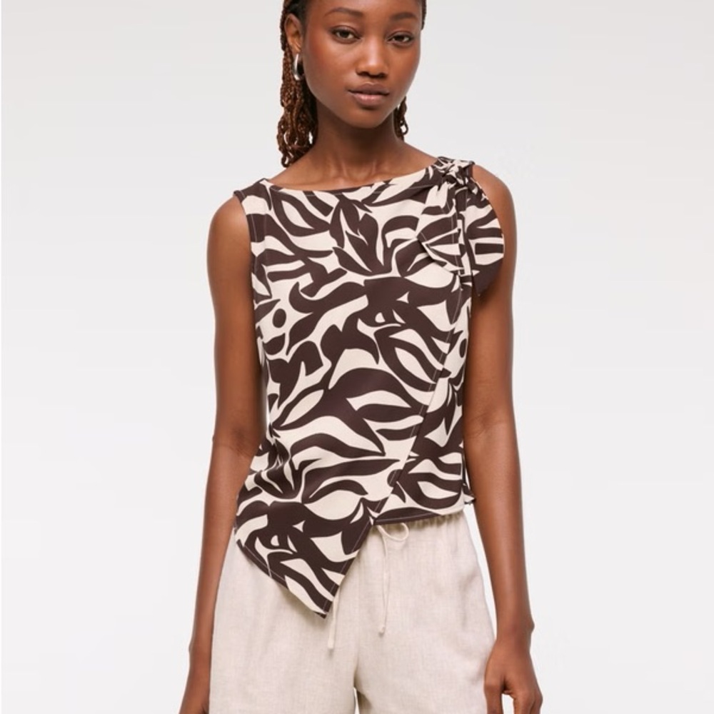 Abercrombie women’s knotted scarf top